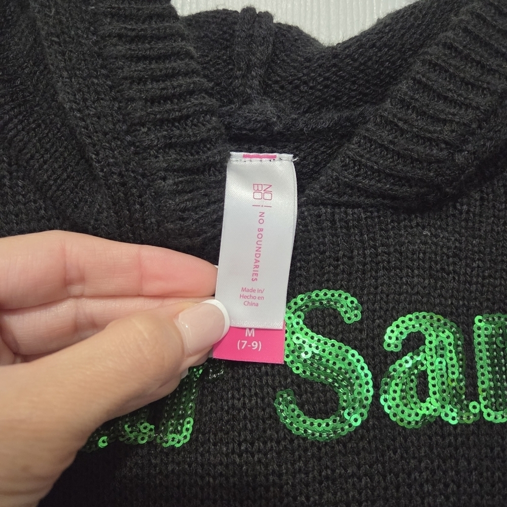 NO BOUNDARIES “Santa She Did It” Christmas Sweater Medium - Picture 3 of 8